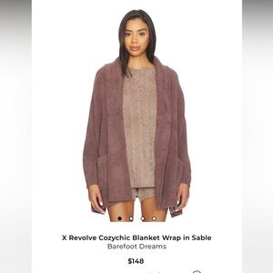 Barefoot Dreams blanket wrap NWT